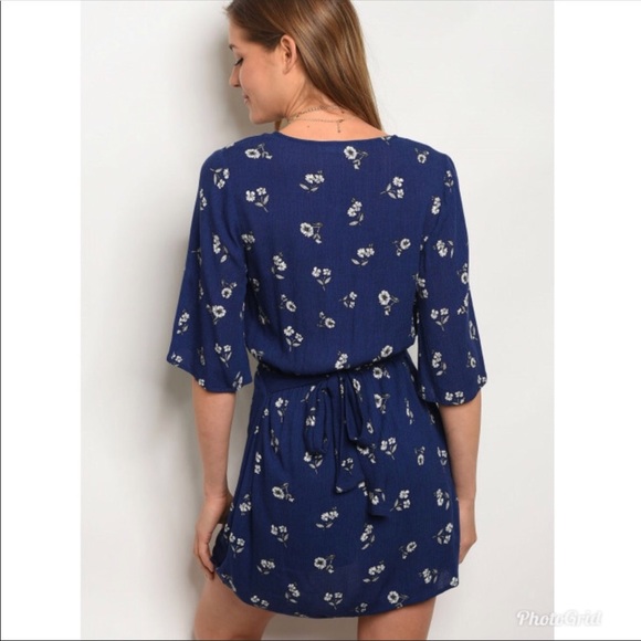 Navy Floral Print Romper - Picture 3 of 3